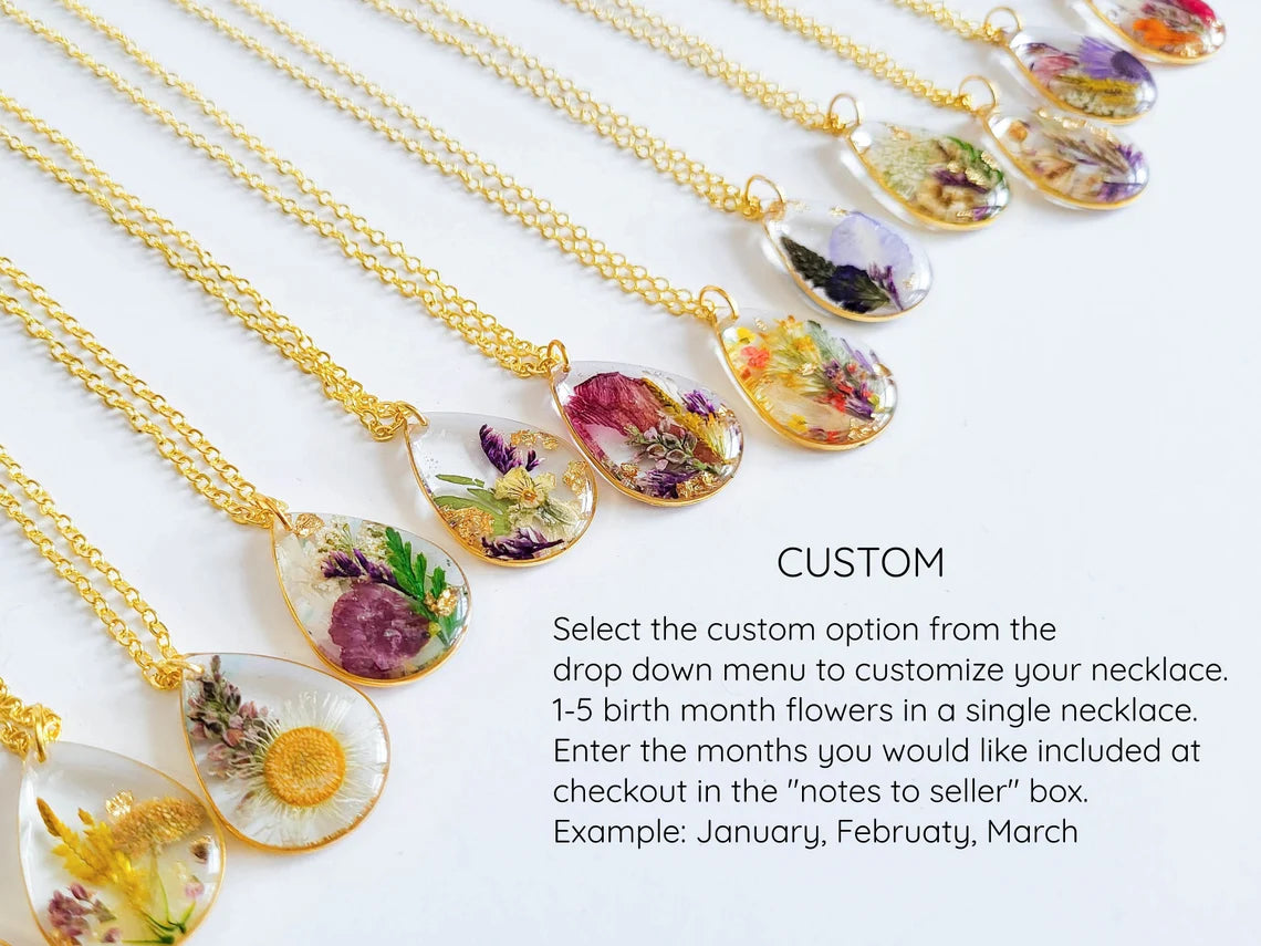 Birth month flower necklace, unique gift for her Birthday, pressed flower necklace, dried flower resin jewelry, botanical jewelry, nature